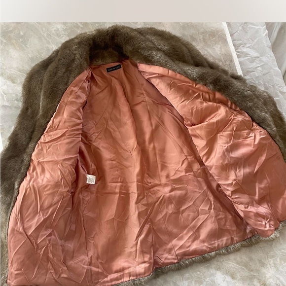 SOLD!! - Picture 3 of 5